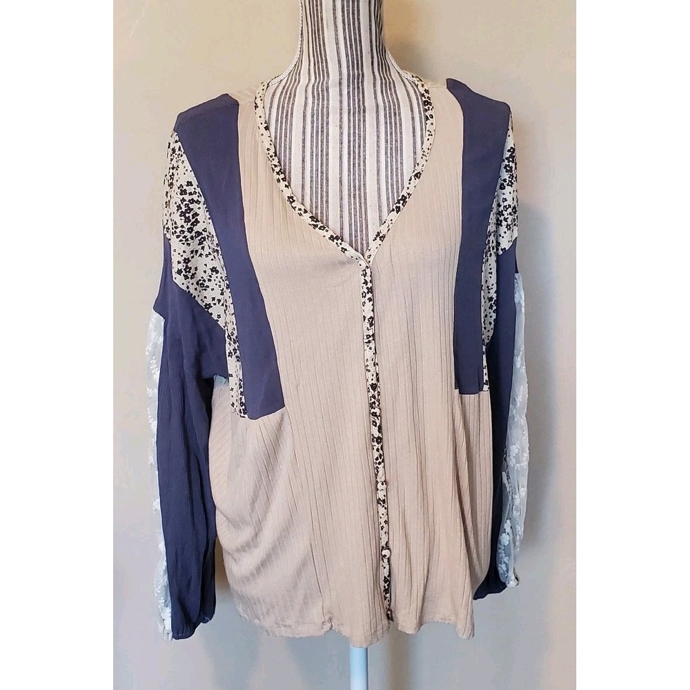 Gimmicks Top Sz M Boho Mixed-Media Long Sleeve Women's‎ Beige & Blue